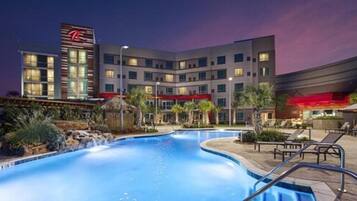 Seasonal outdoor pool