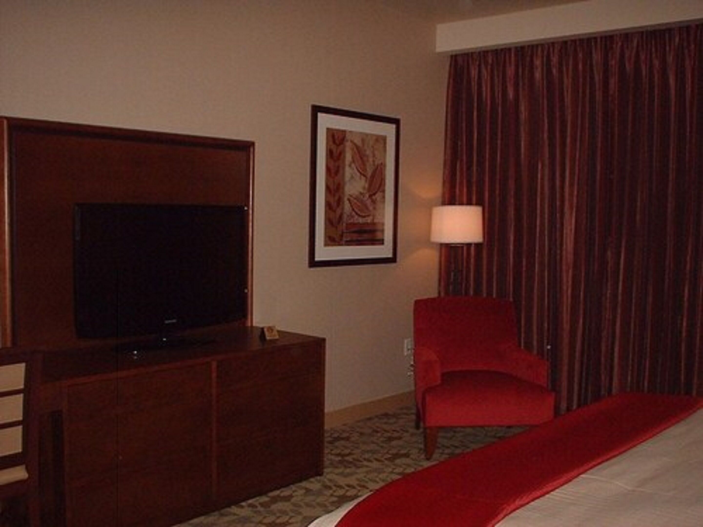 desk, laptop workspace, iron/ironing board, free wifi