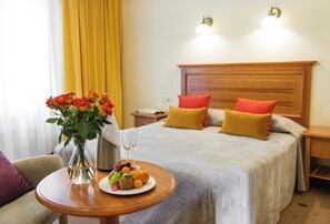 1 bedroom, premium bedding, minibar, in-room safe