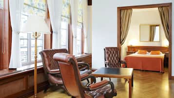 Business-Apartment | 1 Schlafzimmer, hochwertige Bettwaren, Minibar, Zimmersafe