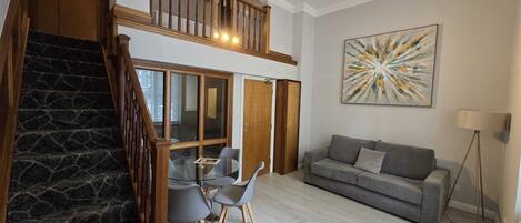 Studio | Iron/ironing board, free WiFi, bed sheets