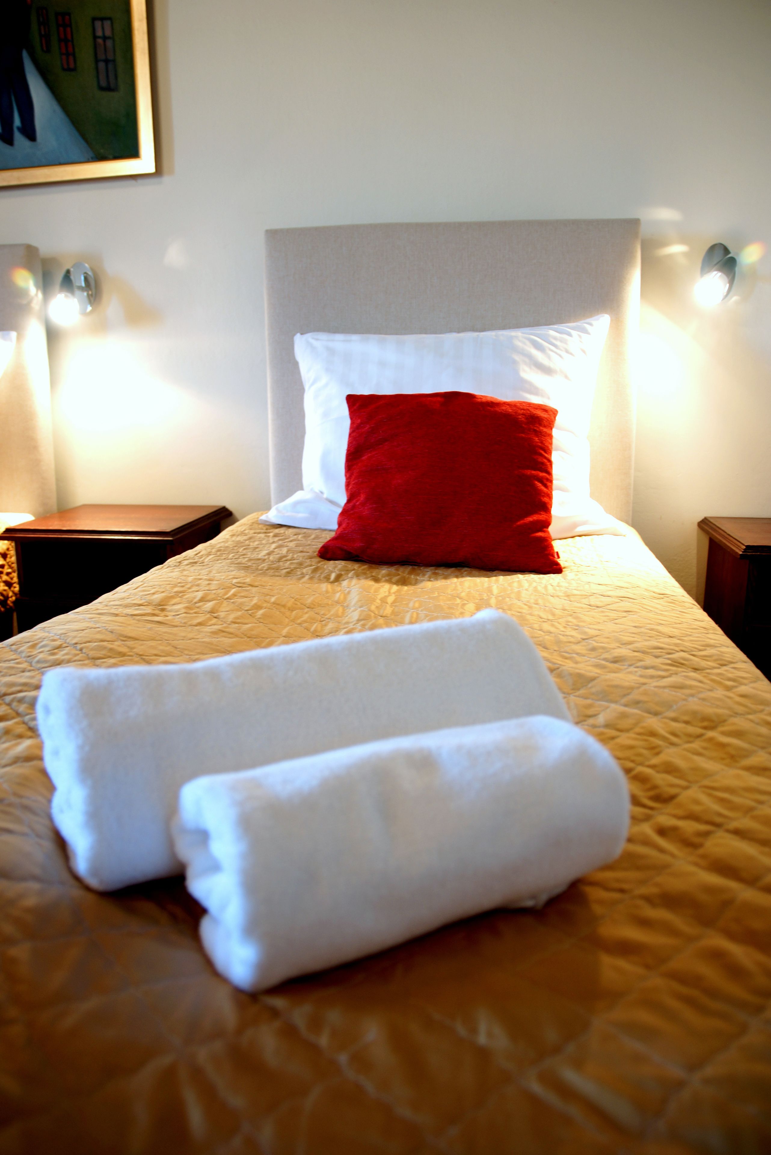 standard twin room, 2 single beds | desk, iron/ironing board, rollaway beds, free wifi