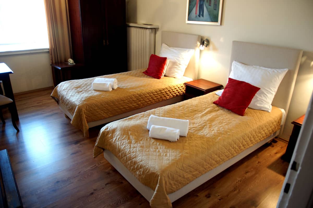 Standard Twin Room, 2 Single Beds | Desk, iron/ironing board, rollaway beds, free WiFi