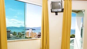 Doble estándar | Minibar, caja fuerte, wifi