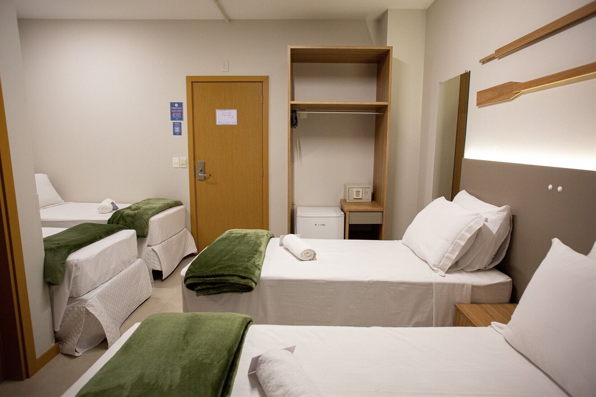 In-room safe, free WiFi