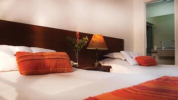 Premium bedding, Tempur-Pedic beds, soundproofing, free WiFi