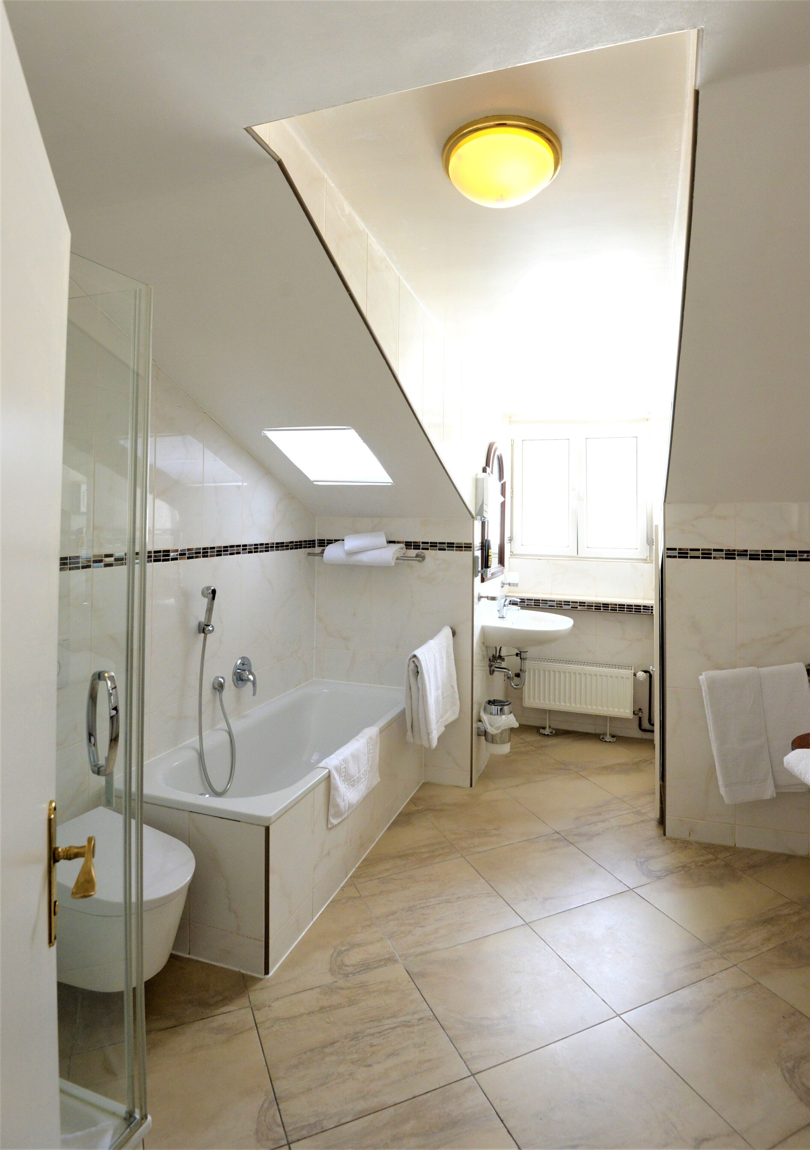 Photo - Hotel am Kochbrunnen