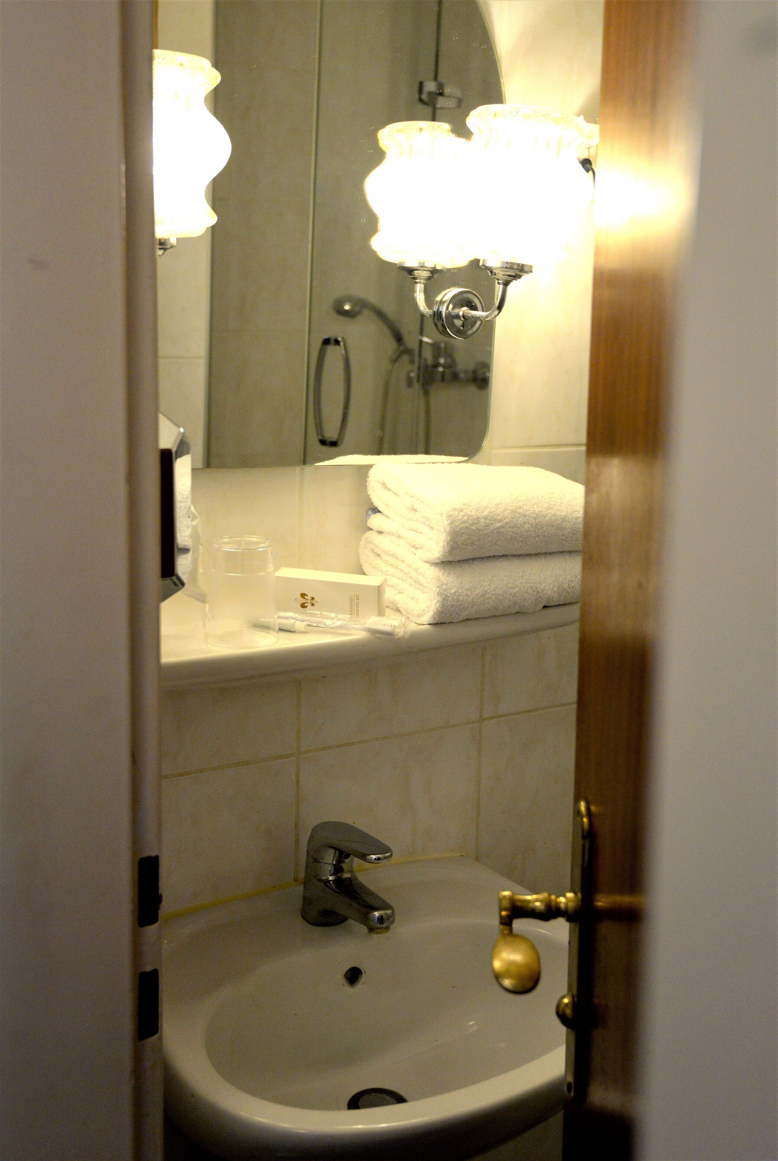 Photo - Hotel am Kochbrunnen