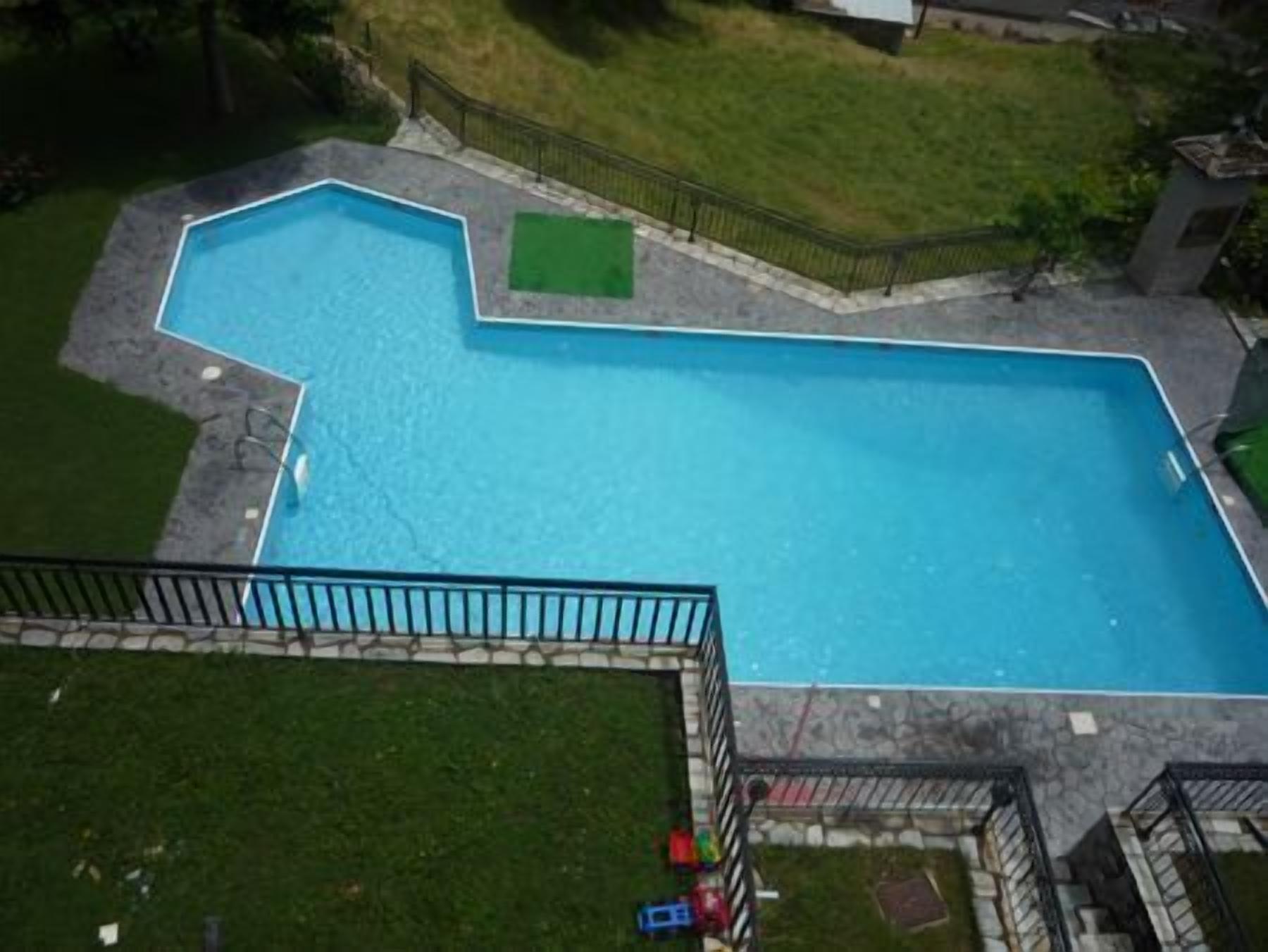 outdoor pool, pool loungers