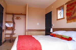 In-room safe, soundproofing, free cribs/infant beds, rollaway beds