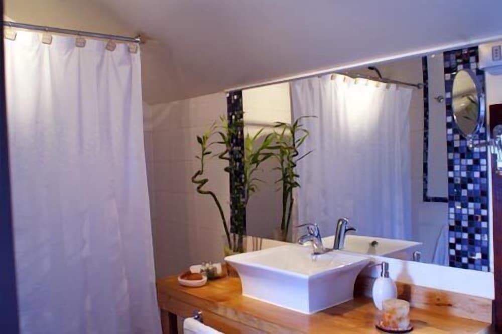 Hotel Boutique Casa Kalfu by null