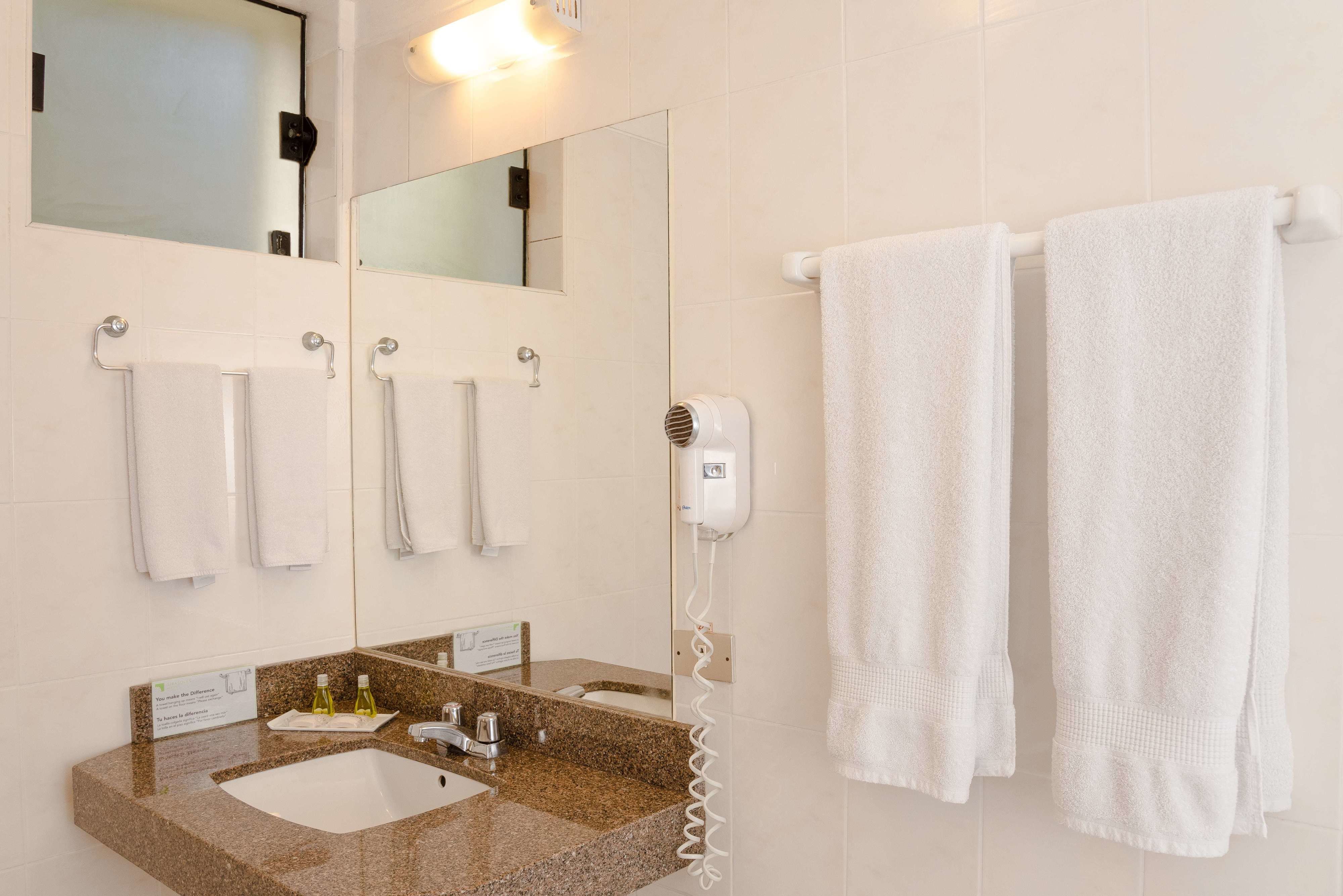 twin room | bathroom sink