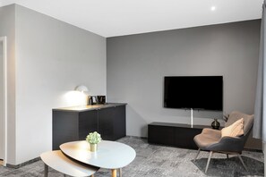 Family Room (6 People) | Living area