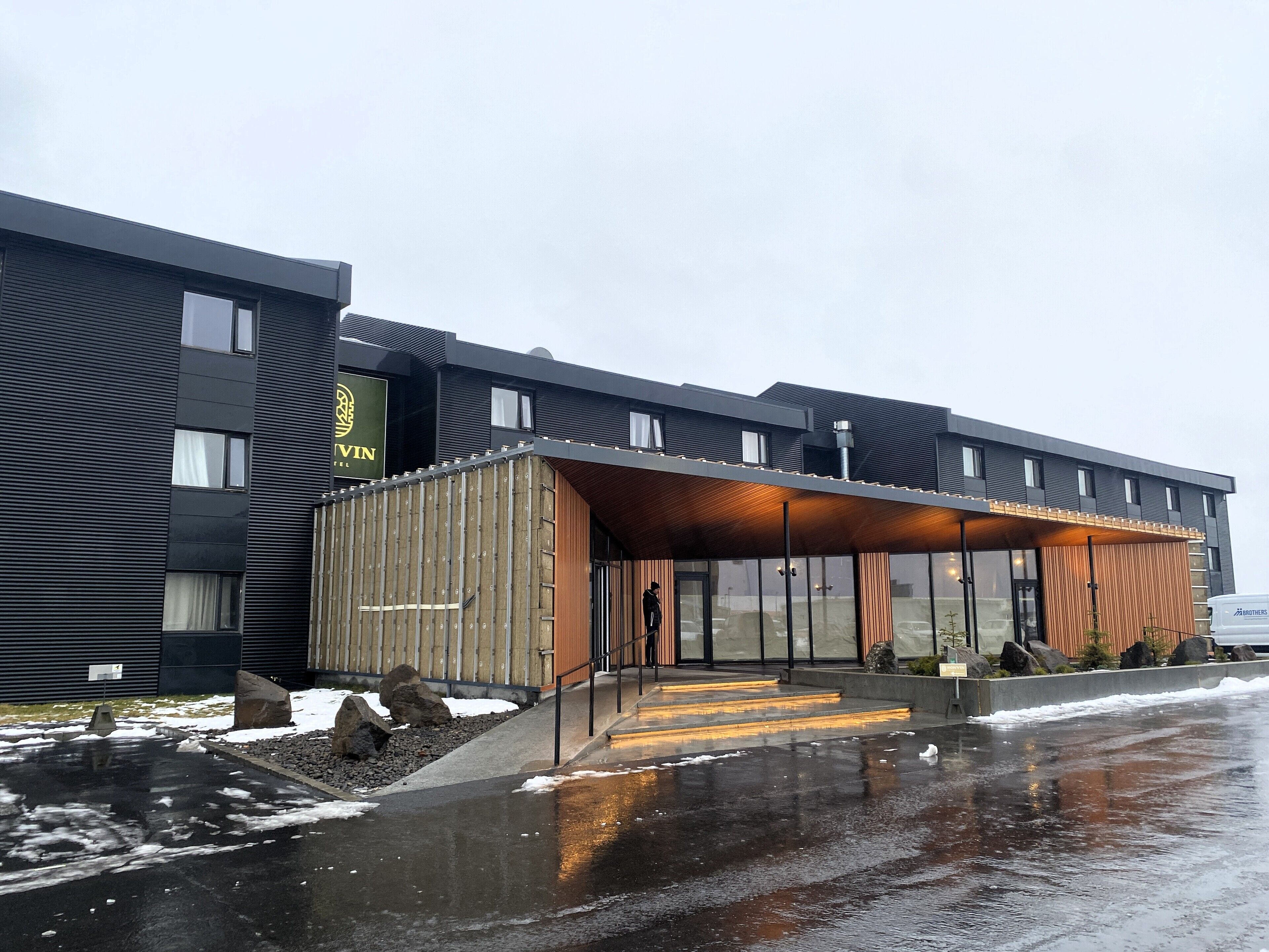 Mặt tiền nơi lưu trú