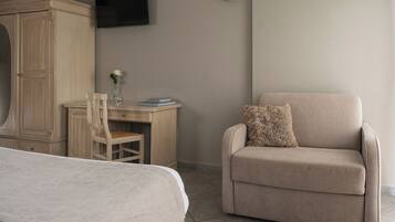 Quarto família, vista para a montanha | Edredons de pluma, frigobar, escrivaninha, berços (sobretaxa)