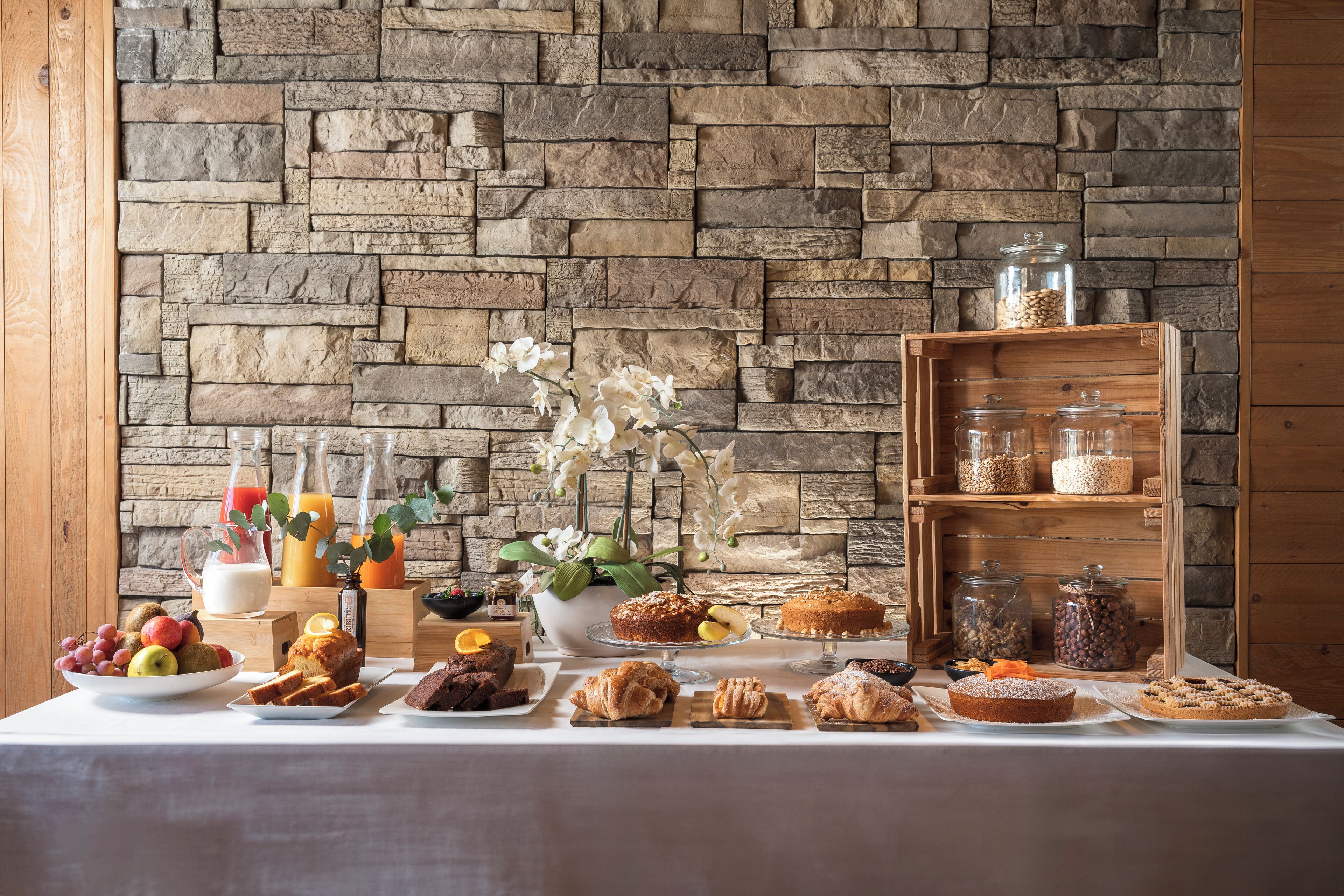 Desayuno bufé gratuito y diario