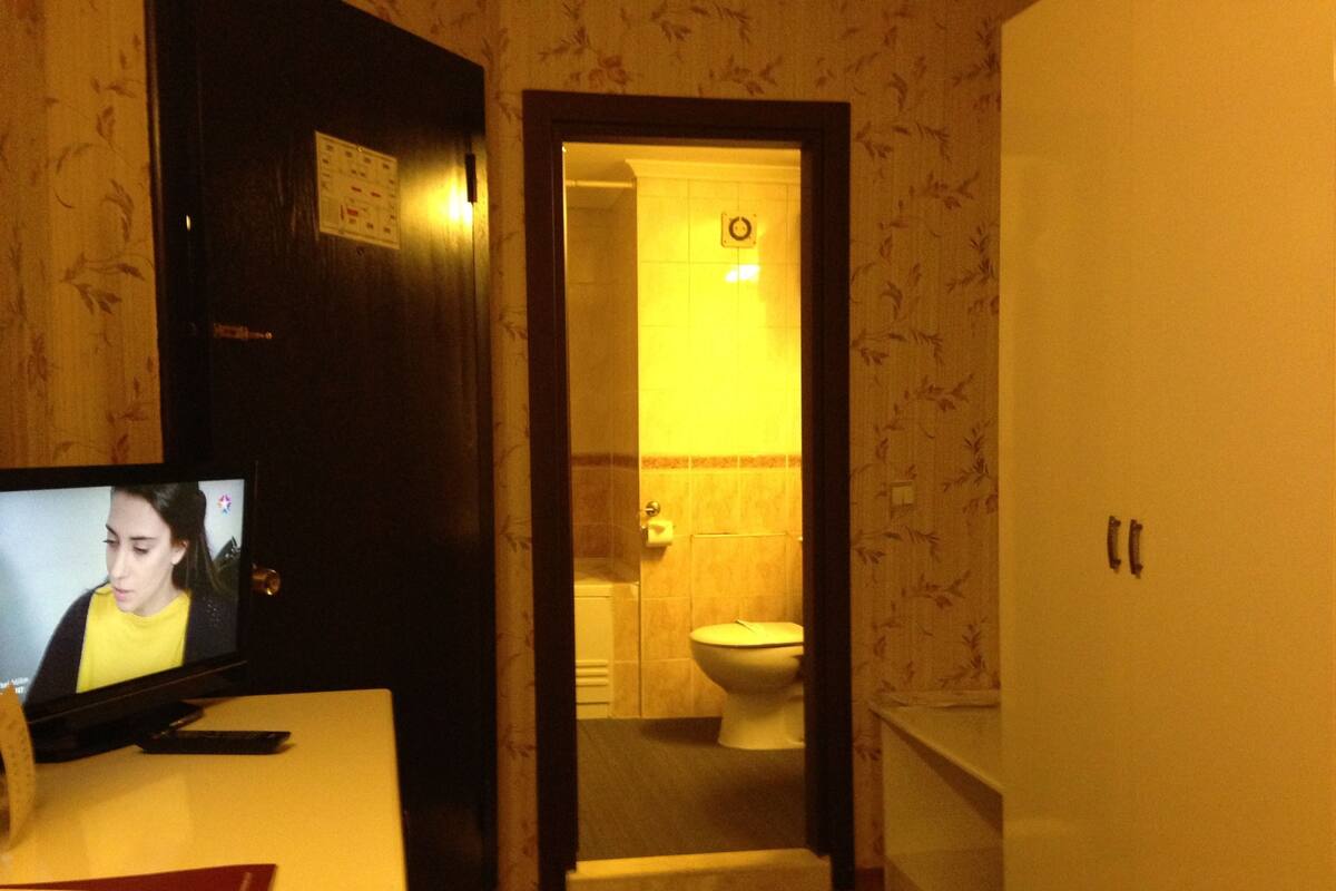 أسرّة تيمبور بديك وميني بار وأسرّة أطفال/رضّع (مجانًا) وأسرّة قابلة للطي