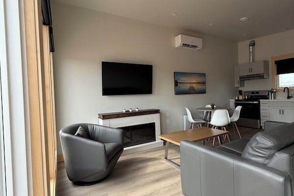 Superior Cabin, 2 Bedrooms | Living area | LED TV