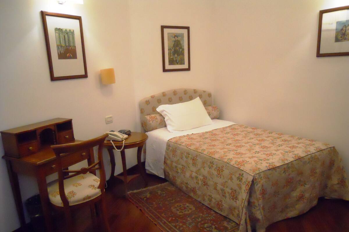 Superior Single Room
