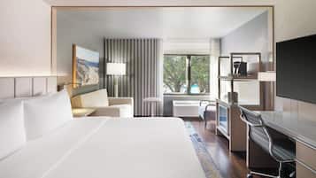 Habitación Premium, 1 cama King size y sofá cama | Sábanas de algodón egipcio, ropa de cama de alta calidad y edredón