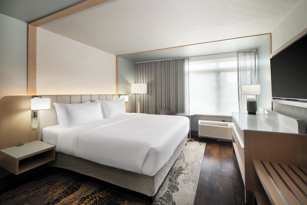 Egyptian cotton sheets, premium bedding, down comforters, in-room safe