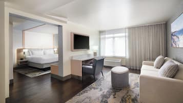 Suite, 1 Bedroom (Living Area)