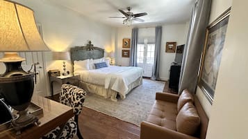 Room, Private Bathroom (Mississippi Delta-1) | In-room safe, individually decorated, individually furnished