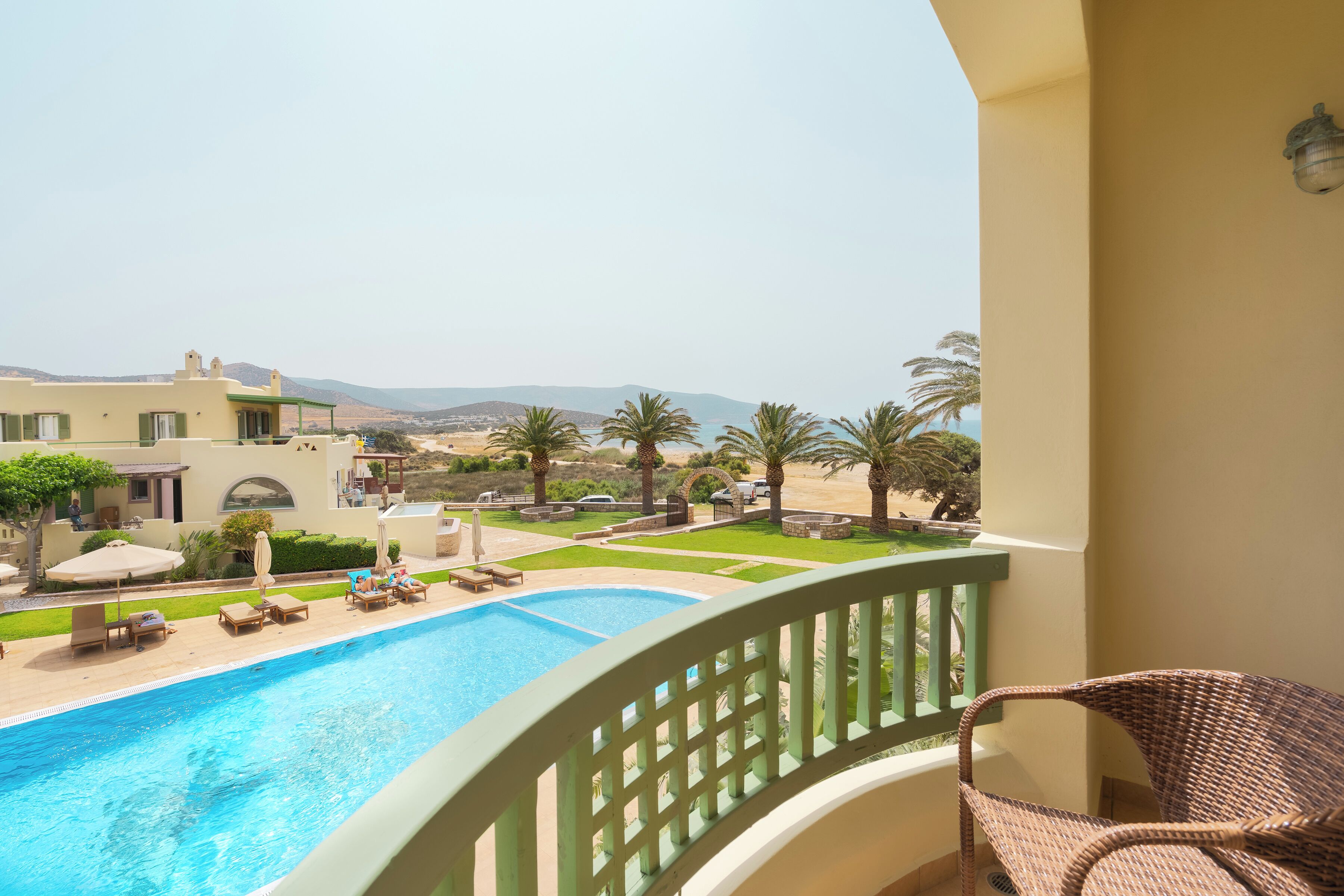 executive sea view suite with outdoor jacuzzi | terrace/patio