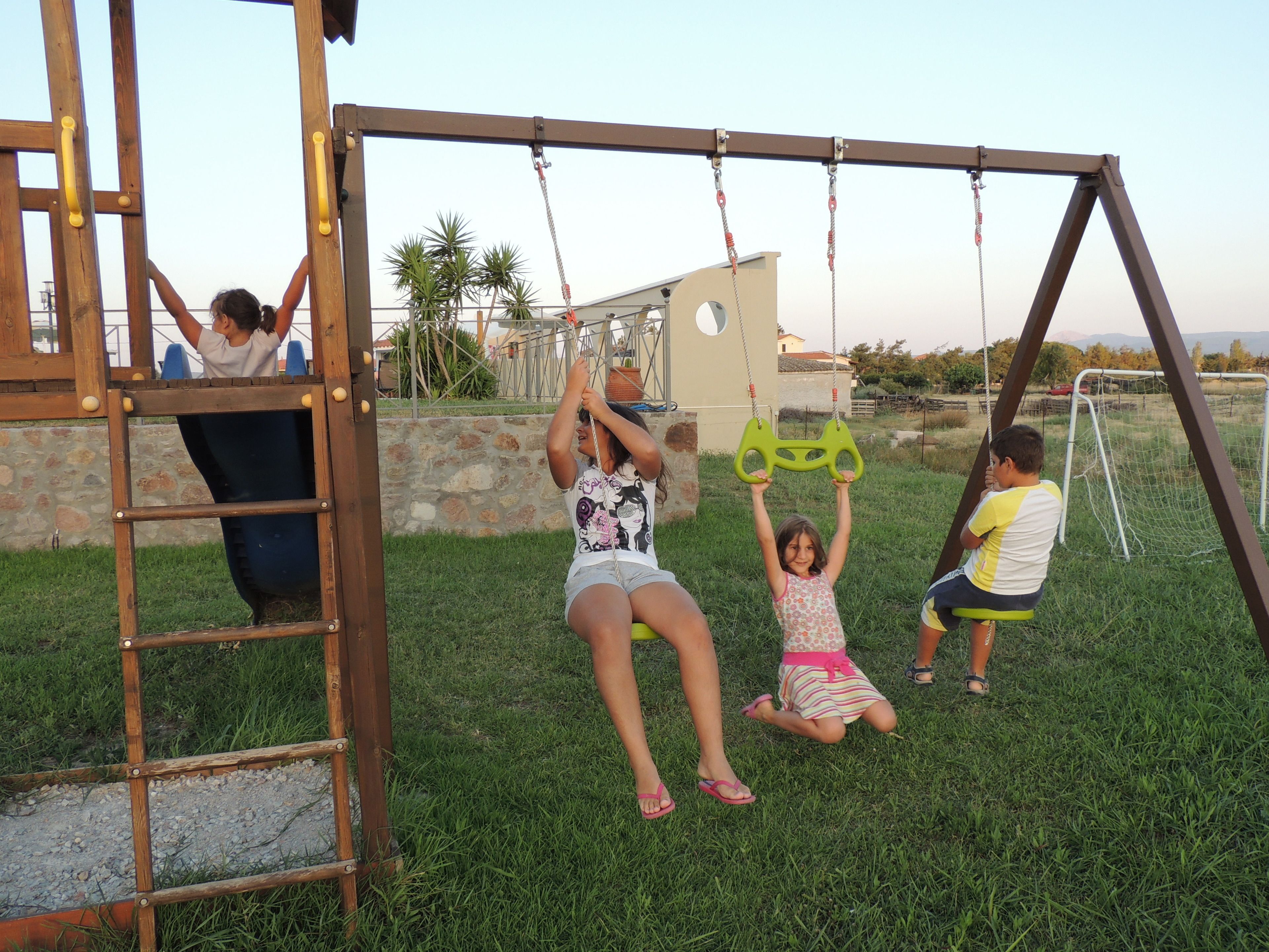 children’s play area – outdoor
