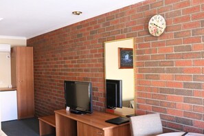 TV - Bendigo Haymarket Motor Inn (Bendigo)