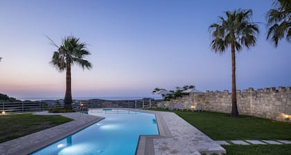 Athina Luxury Villas