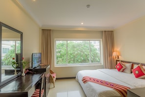 View from room - Angkor Riviera Hotel (Siem Reap)