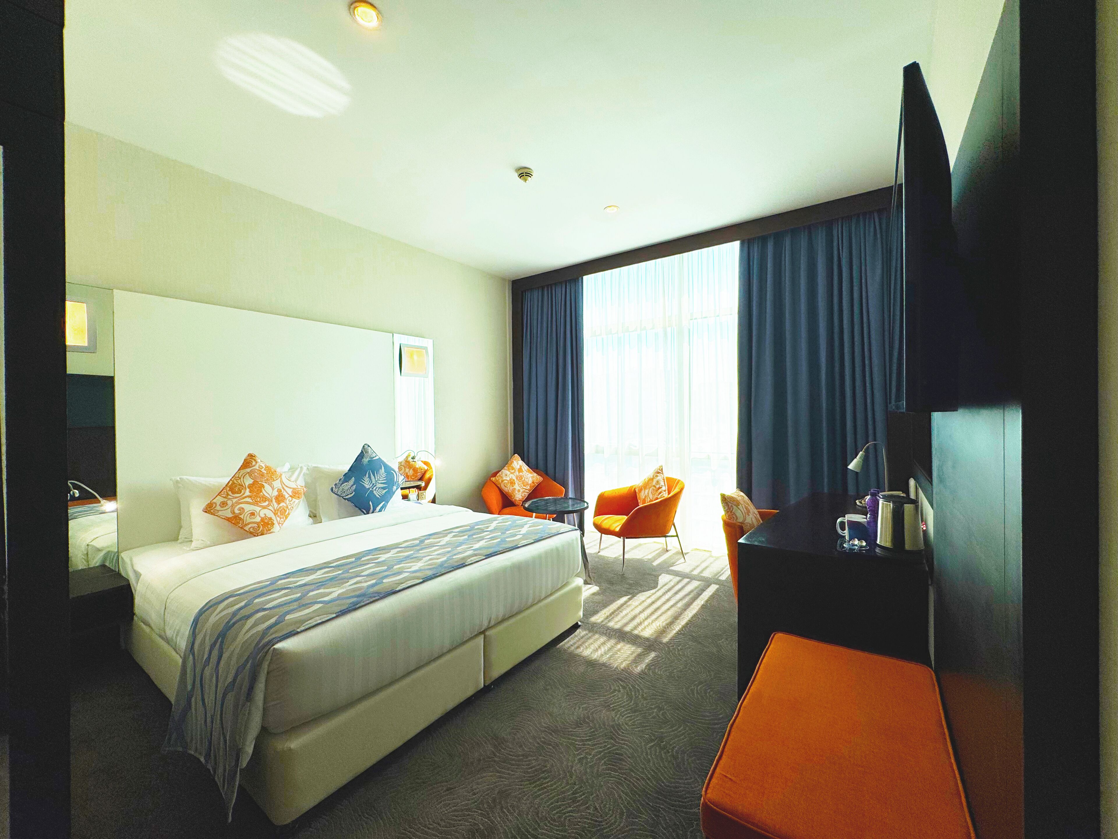 1 chambre, coffres-forts dans les chambres, bureau, rideaux occultants