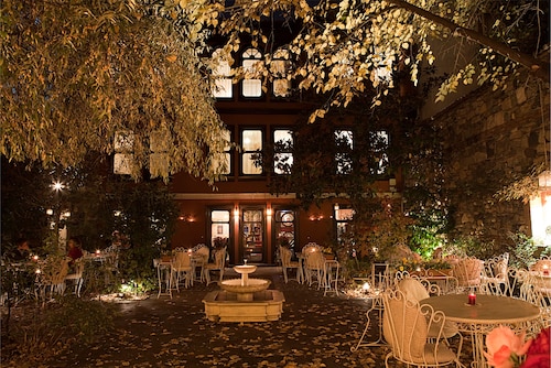 Kitapevi Special Class Hotel