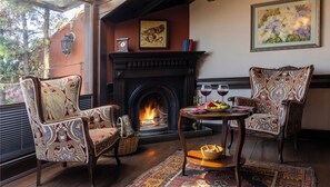 City Penthouse, 1 Bedroom, Lanai, City View | Minibar, in-room safe, iron/ironing board, free WiFi - Kitapevi Special Class Hotel (Bursa)