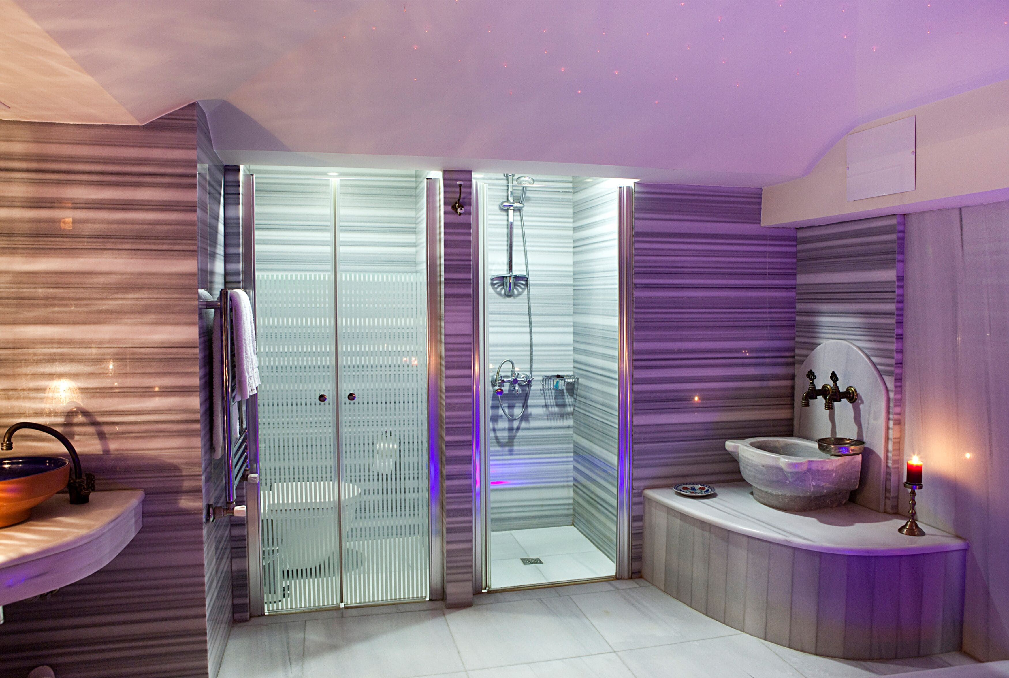 traditional suite | bathroom | slippers, towels