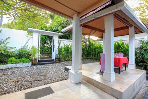 Gazebo - Lavender Villa and Spa (Kuta)
