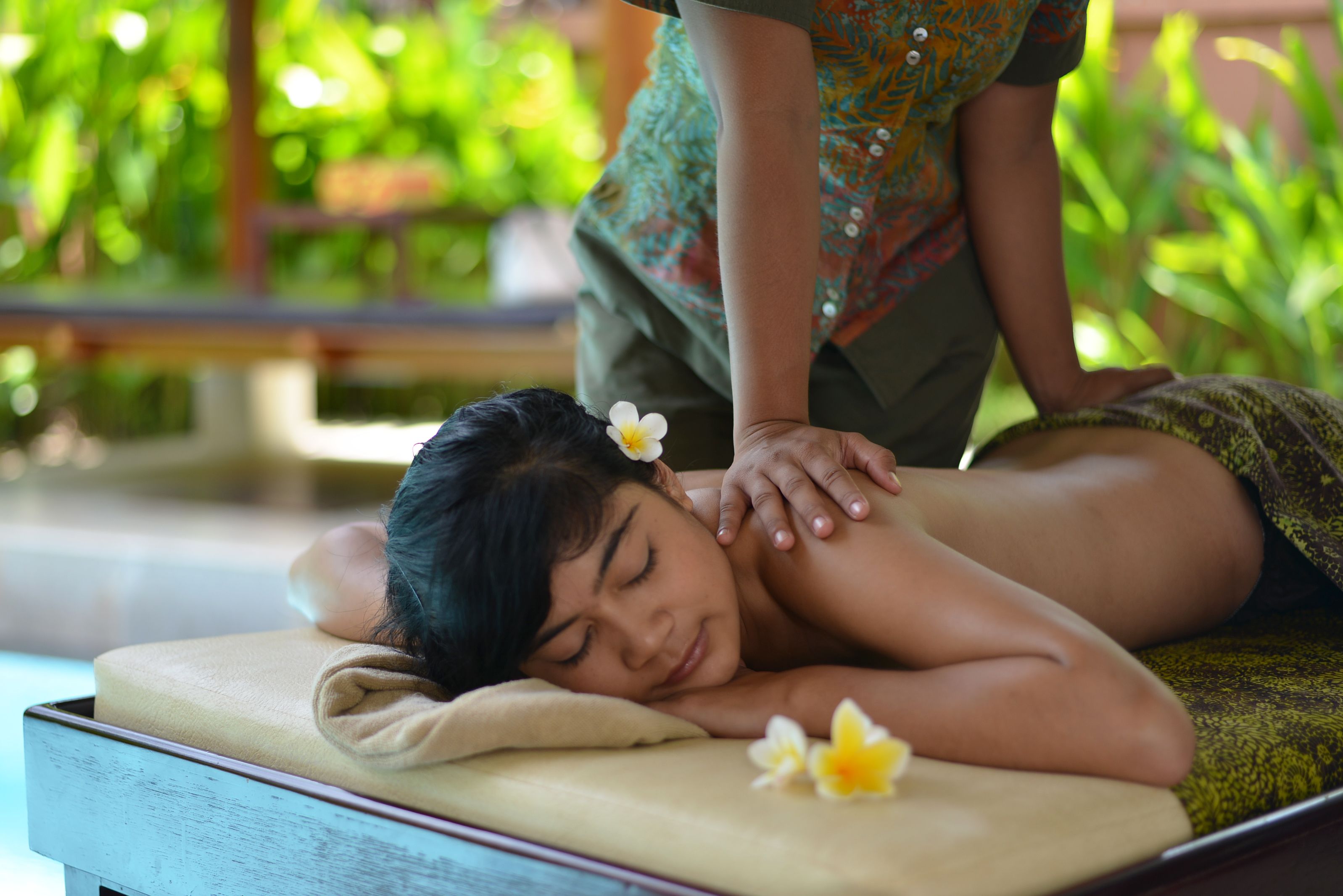 Couples treatment room(s), body treatments, body wraps, body scrubs