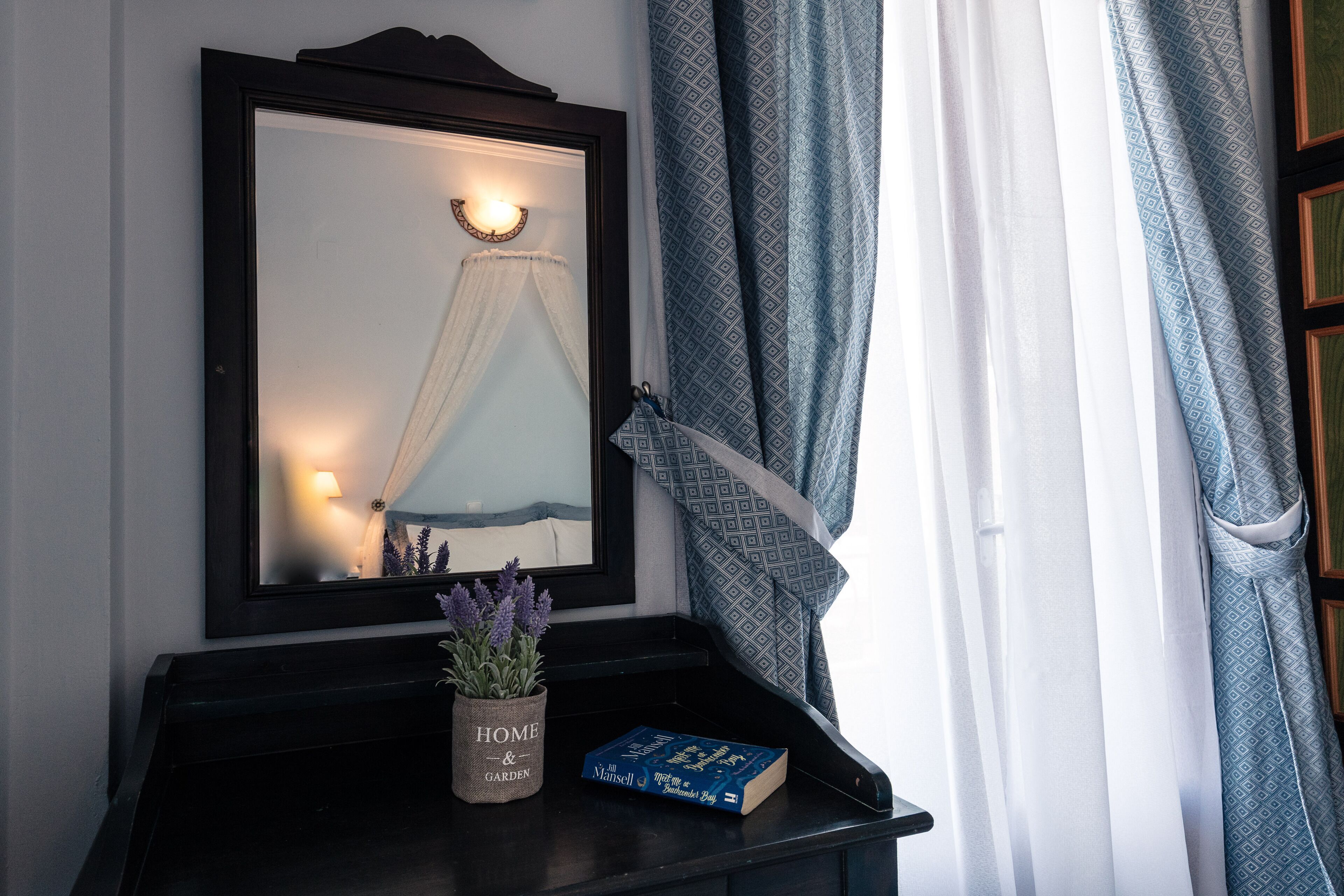 economy room, mountain view | balcony view