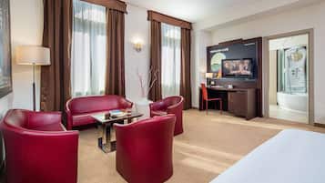 Anti alerjik yatak takımı, kuştüyü yorgan, minibar, odada kasa