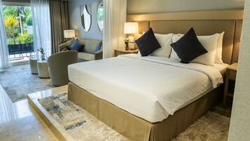 Standard Studio | Minibar, in-room safe, iron/ironing board, free cribs/infant beds