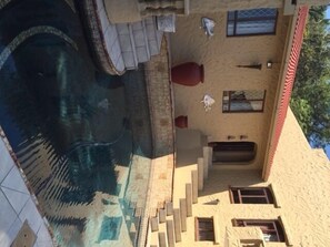 Outdoor pool - Villa Valencia (Pinetown)