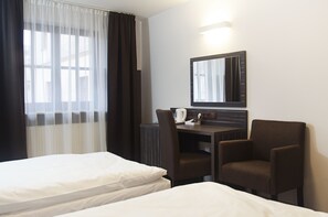 Minibar, coffres-forts dans les chambres, décoration personnalisée