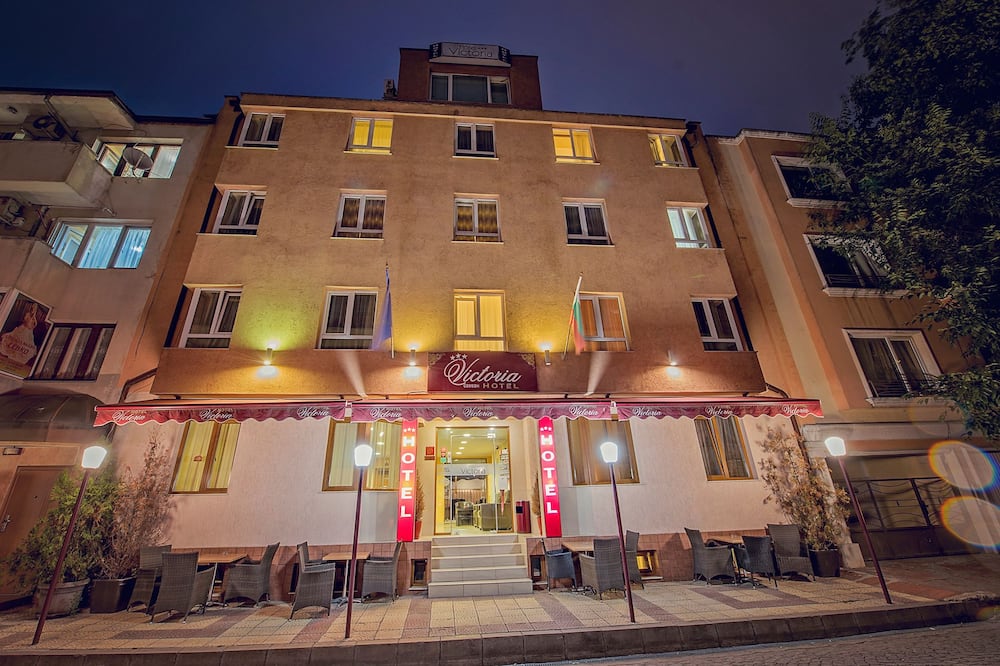 Victoria Hotel