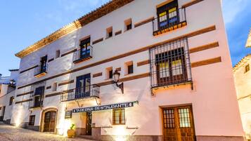 Voorkant van accommodatie