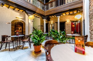 Bar (en la propiedad)