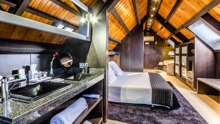 Hotel YIT Abentofail