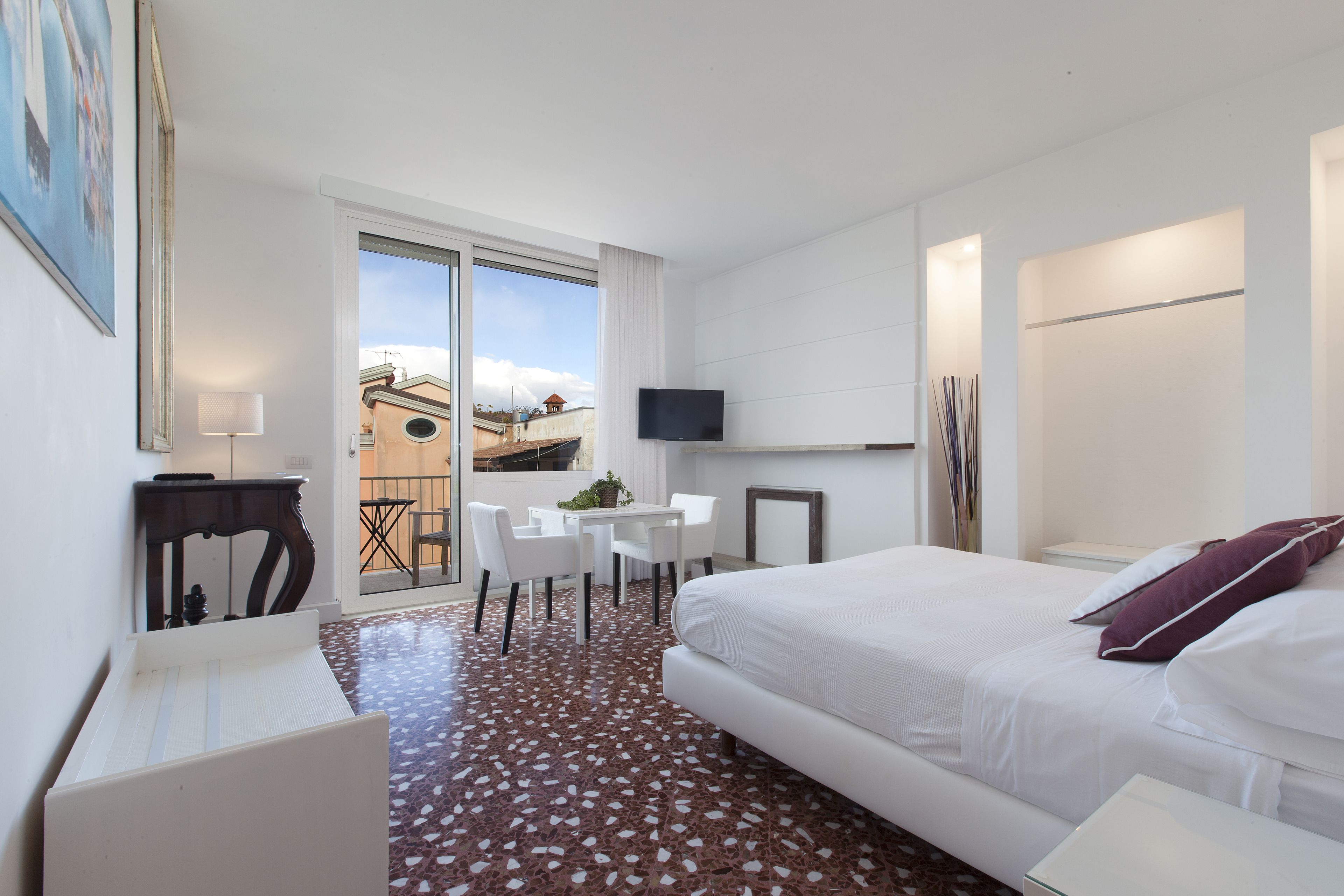Photo - Sorrento Apartments