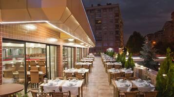 Frühstück, Mittagessen, Abendessen, türkische Küche