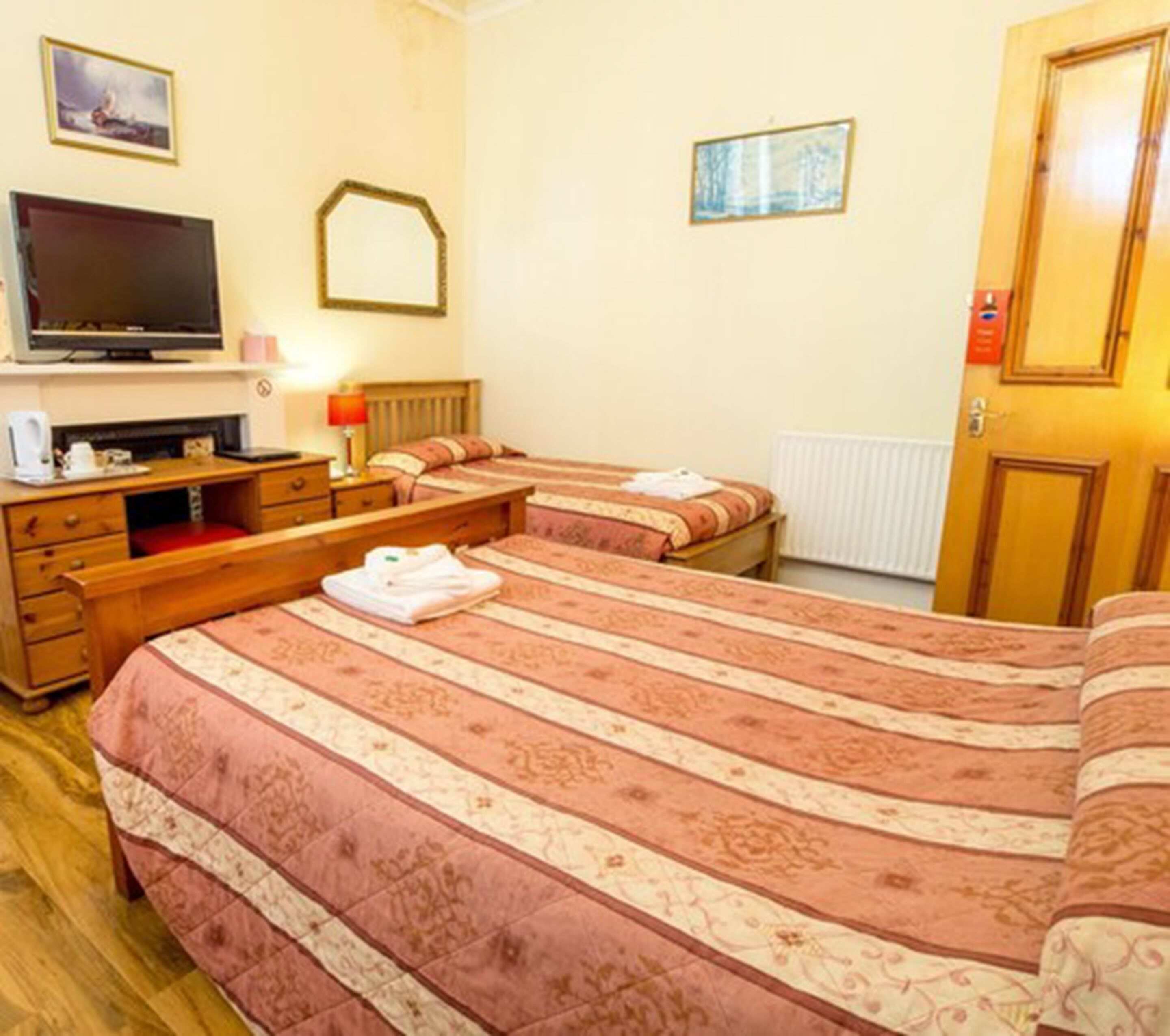classic twin room | desk, iron/ironing board, travel cot, free wifi